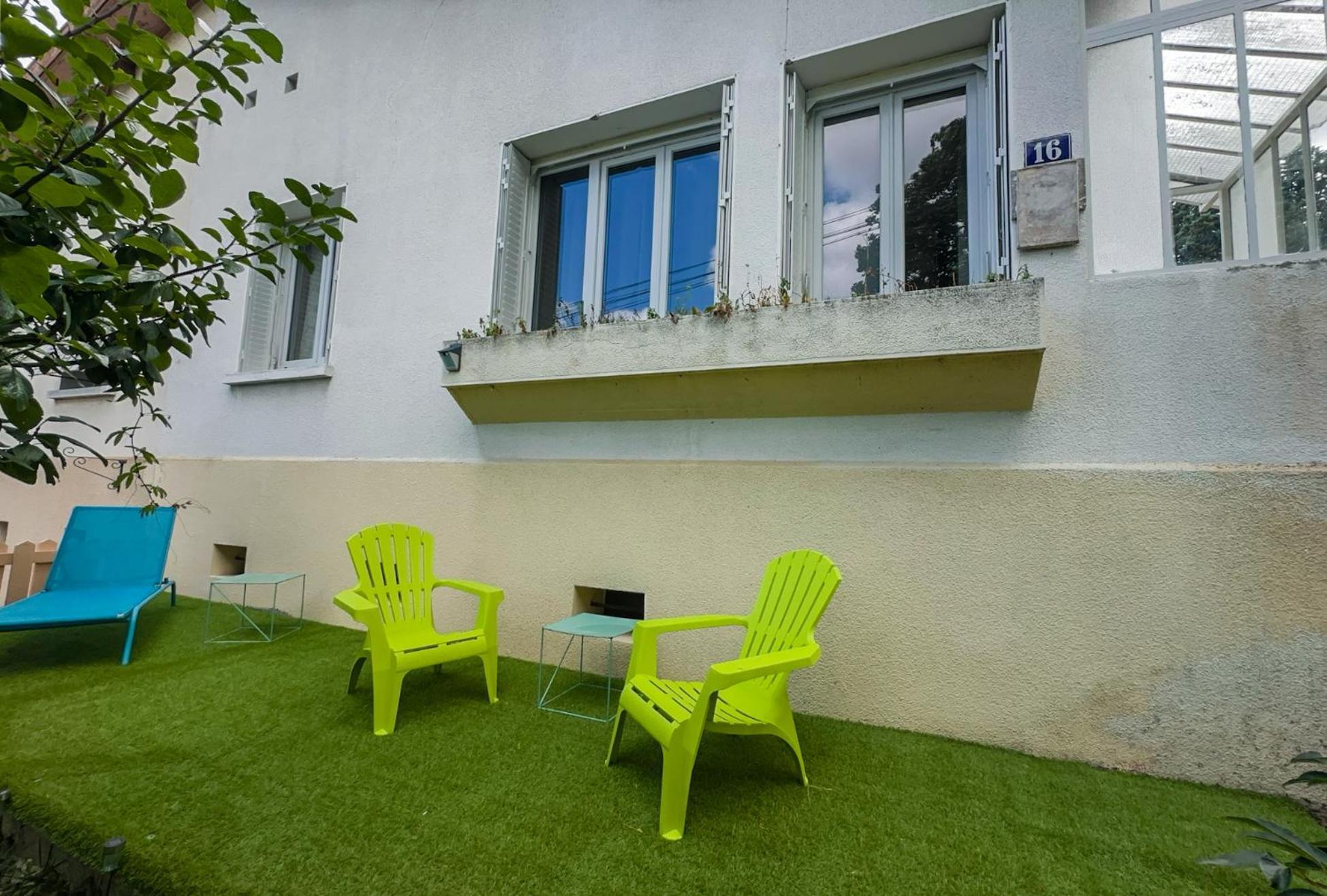 Serenity Suite Vénissieux Buitenkant foto